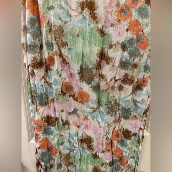 Abstract Floral Raw Hem Edge Lightweight Scarf Accessory Spring Pastel Neutrals - Picture 7 of 9